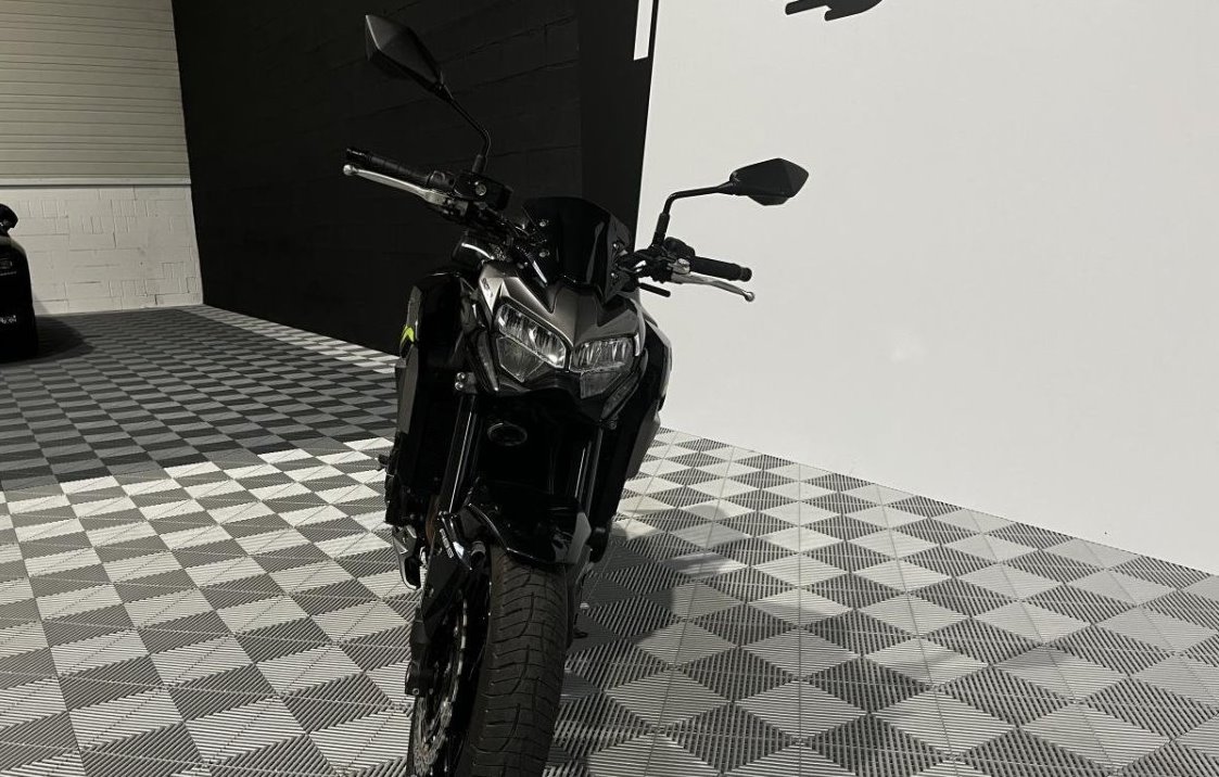 Kawasaki Z900 6900 KM / Echappement AKRAPOVIC – Image 3