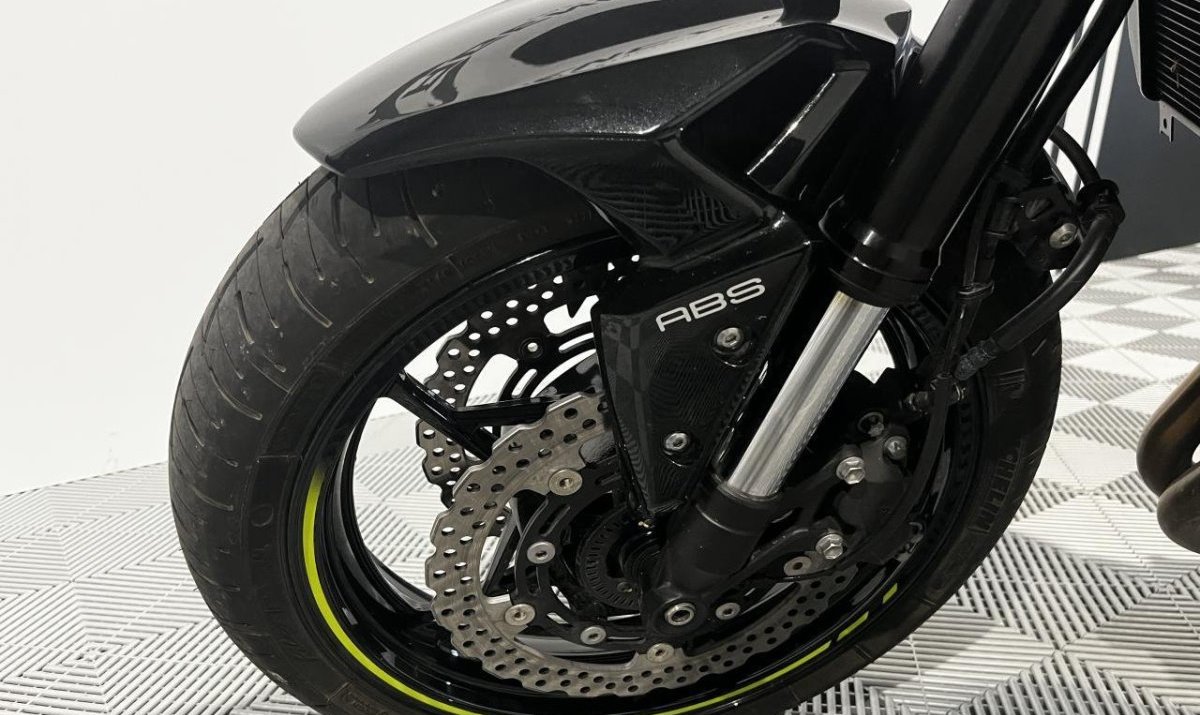 Kawasaki Z900 6900 KM / Echappement AKRAPOVIC – Image 11