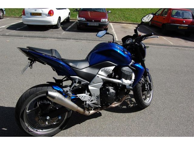 Superbe KAWASAKI Z 750 bleu 2008 – Image 8