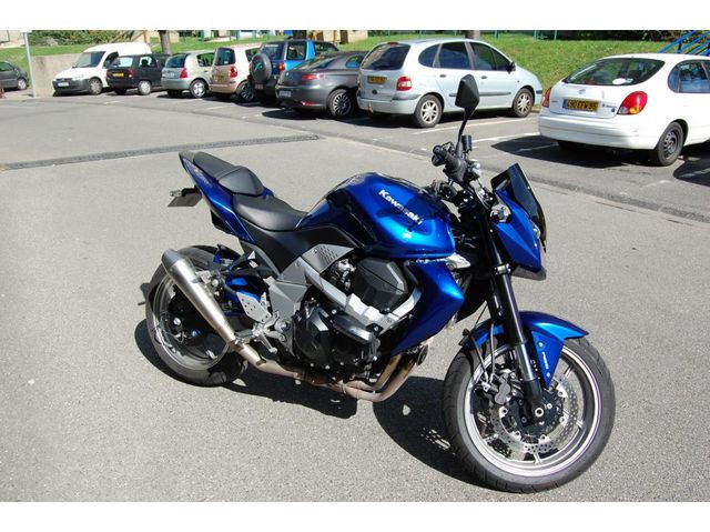 Superbe KAWASAKI Z 750 bleu 2008 – Image 6