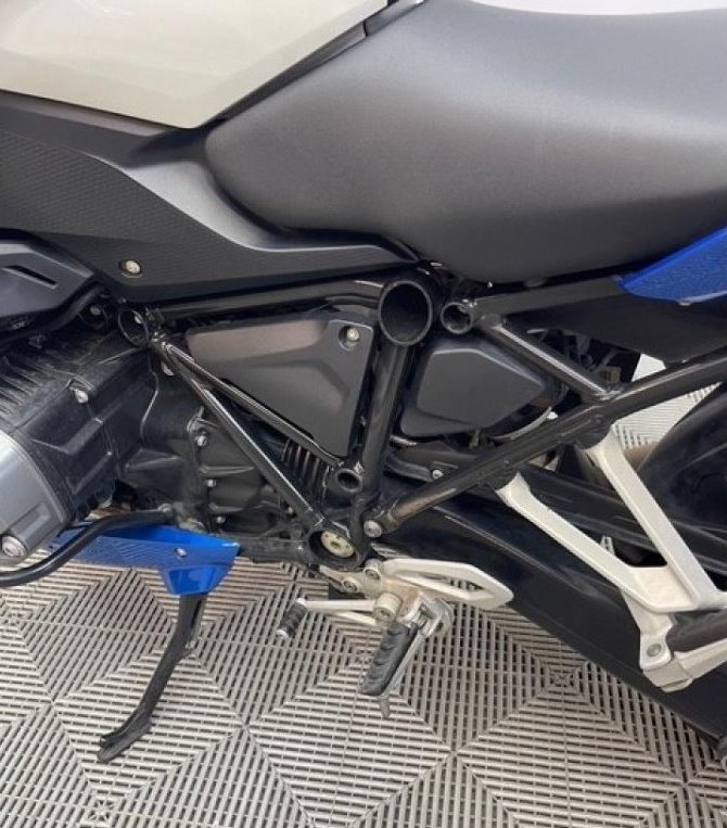 BMW R 1200 RS R1200RS – Image 12